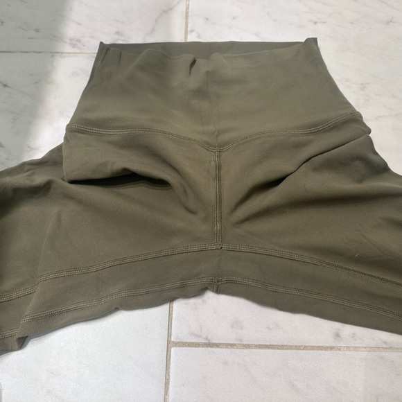 Lulemon aligns leggings size 2 army green - Picture 7 of 10